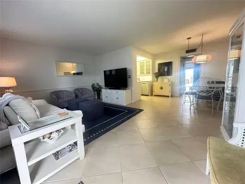 3007 Newport G #3007, Deerfield Beach, FL 33442