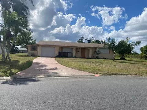 1400 Alwynne, Lehigh Acres, FL 33936