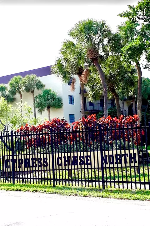 3361 NW 47th Ter #323, Lauderdale Lakes, FL 33319