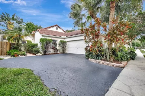 10361 NW 11th, Plantation, FL 33322