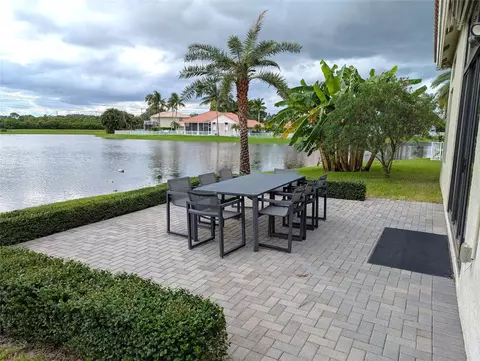 19269 Redberry Ct, Boca Raton, FL 33498