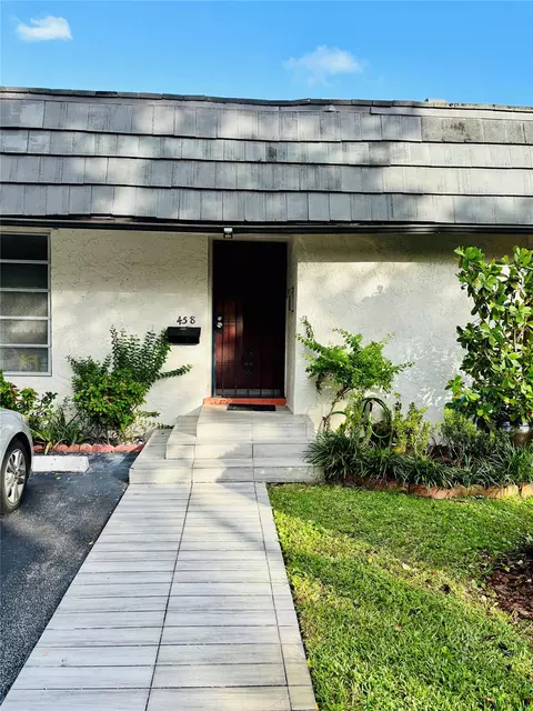 458 NW 70th Ave #403, Plantation, FL 33317