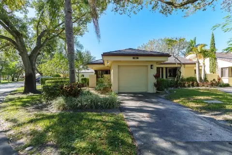 301 NW 95th, Plantation, FL 33324