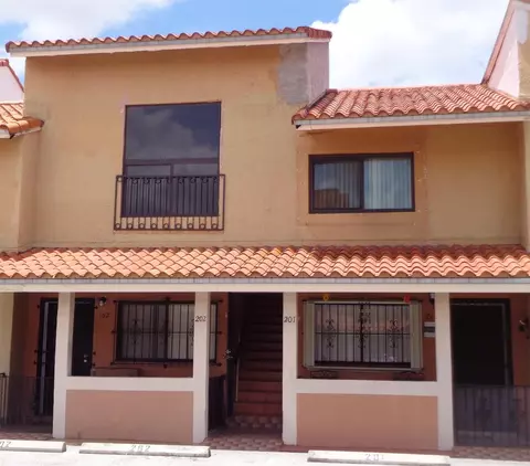 2735 W 61st Pl #202, Hialeah, FL 33016