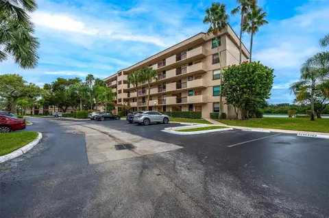 2766 S Carambola #403, Coconut Creek, FL 33066