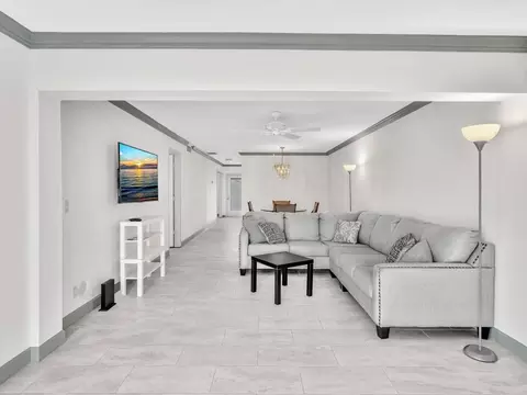1541 NW 20th #102, Delray Beach, FL 33445