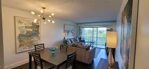 2700 Sunrise Lks #306, Fort Lauderdale, FL 33322