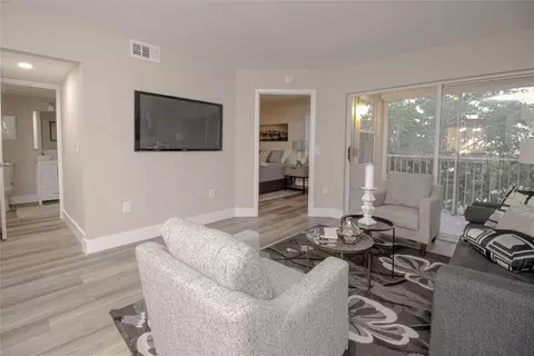 7795 Trent Dr #403, Fort Lauderdale, FL 33321