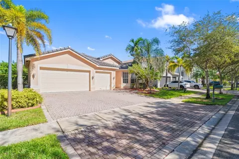 19453 SW 55th, Miramar, FL 33029