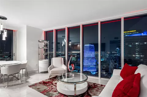 485 Brickell Ave #4704, Miami, FL 33131