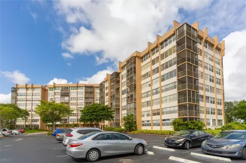 1000 Saint Charles #612, Pembroke Pines, FL 33026