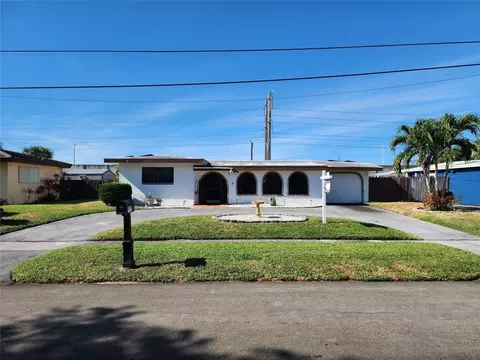 947 SW 51st, Plantation, FL 33317