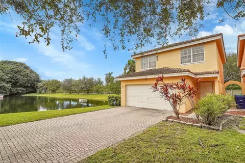 7251 Sienna Rdg, Lauderhill, FL 33319