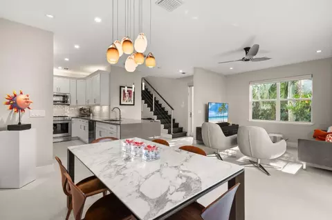 420 SW 14th, Fort Lauderdale, FL 33315