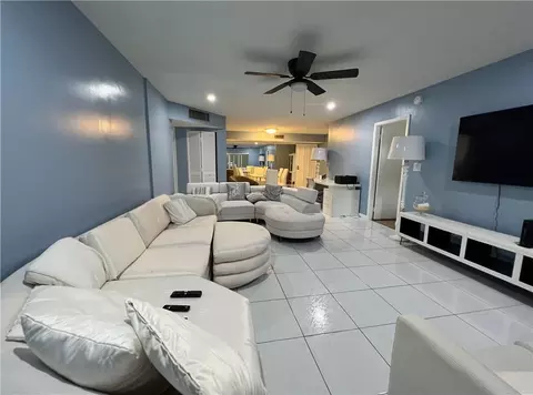 6101 N Falls Cir #107, Lauderhill, FL 33319