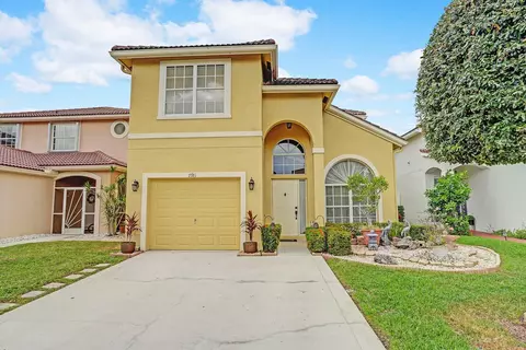 7781 Springfield Lake Dr, Lake Worth, FL 33467