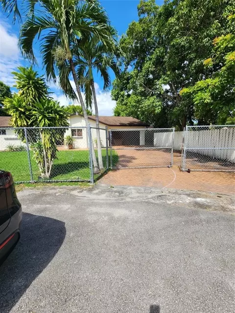 18520 SW 127th, Miami, FL 33177