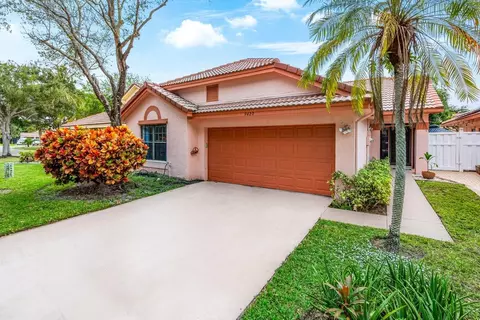 9420 NW 18th Mnr, Plantation, FL 33322