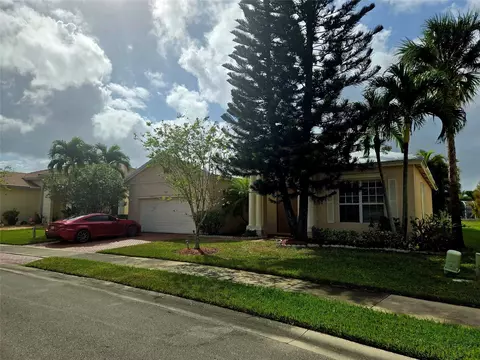 723 SW Myakka River Trce, Port Saint Lucie, FL 34986