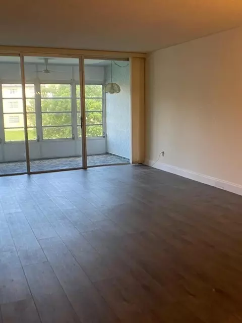 6161 NW 57th #202, Tamarac, FL 33319