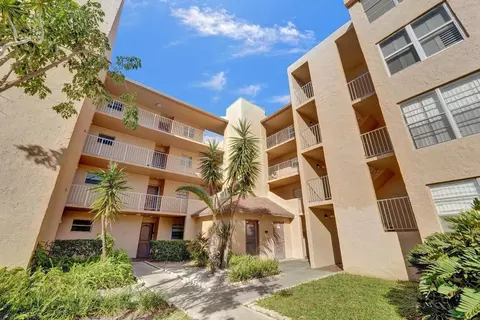 9440 Live Oak #401, Davie, FL 33324