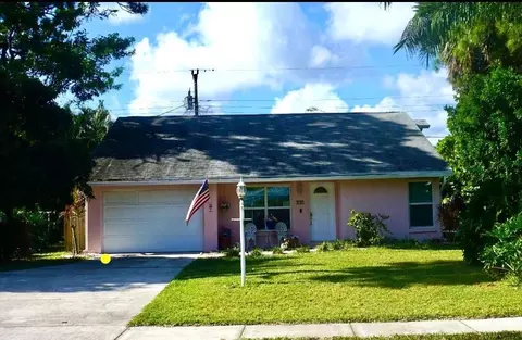 840 SE Krueger, Stuart, FL 34996