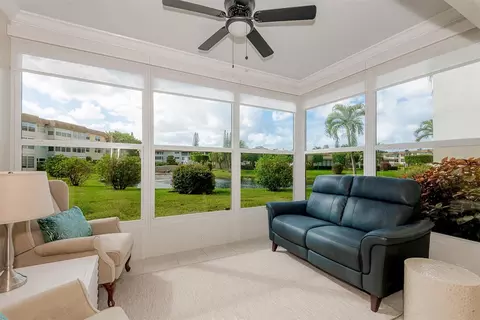 3501 NW 47th #404, Lauderdale Lakes, FL 33319