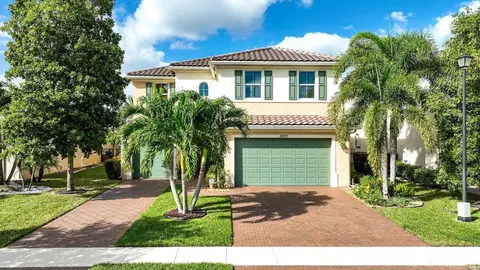 3023 Strada, West Palm Beach, FL 33411
