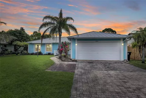 2414 SE Fruit Ave, Port Saint Lucie, FL 34952
