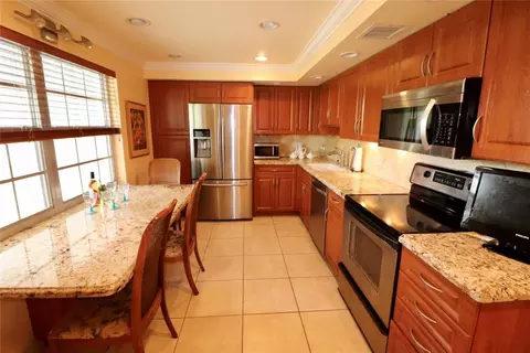 4020 W Palm Aire #403, Pompano Beach, FL 33069