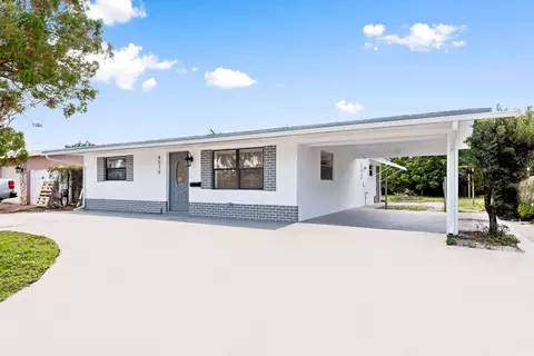 4530 NW 25th Pl, Lauderhill, FL 33313