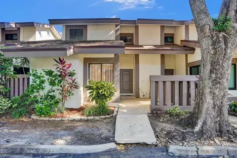 9355 SW 1st #805, Fort Lauderdale, FL 33324