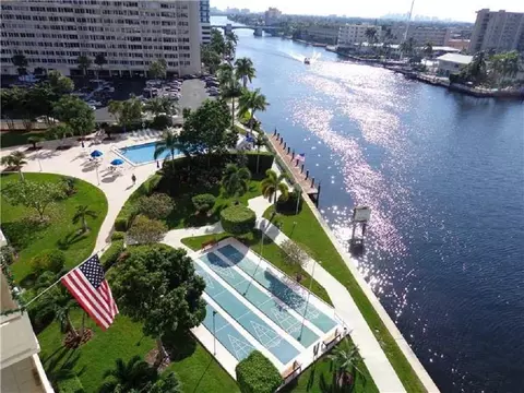 3200 NE 36th St #806, Fort Lauderdale, FL 33308