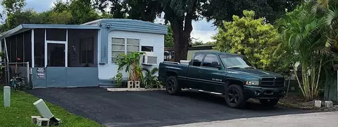 13380 SW 9th, Davie, FL 33325