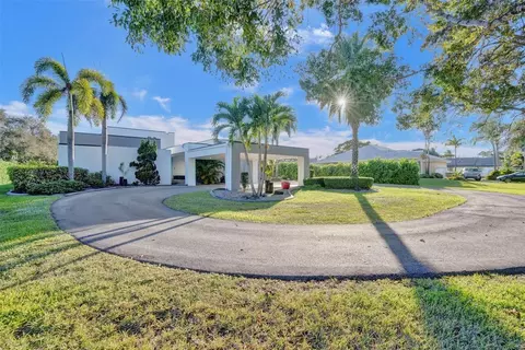 15180 SW 31st, Davie, FL 33331