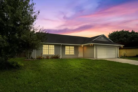 1976 SW 13th Ave, Vero Beach, FL 32962
