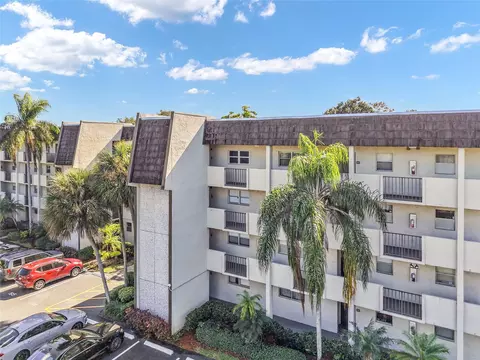 6200 NW 44th #401, Lauderhill, FL 33319