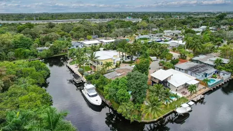 1542 SW 18th, Fort Lauderdale, FL 33312
