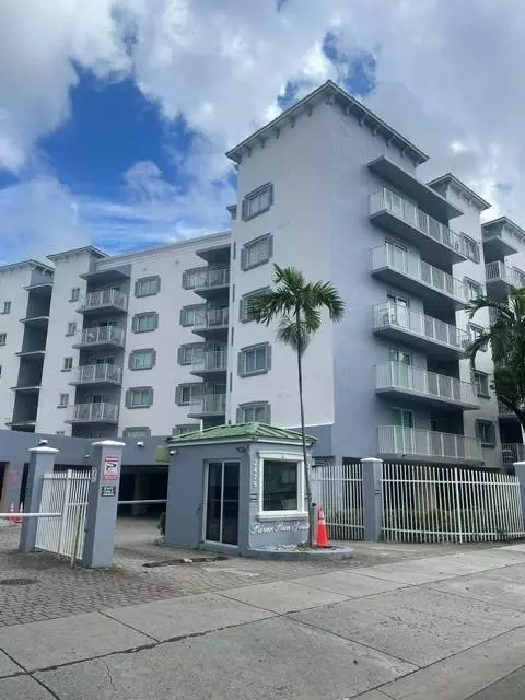 2415 NW 16th Street Rd #411, Miami, FL 33125