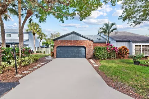6505 Windsor Dr, Parkland, FL 33067