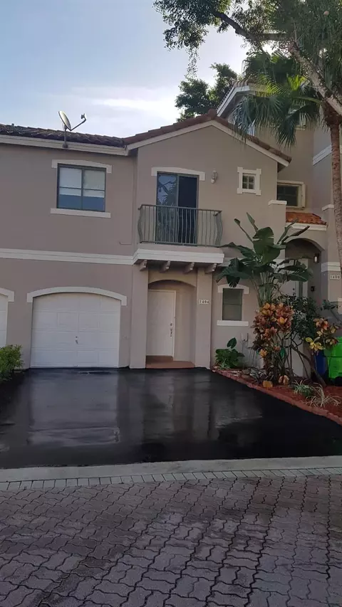 Undisclosed, Sunrise, FL 33323