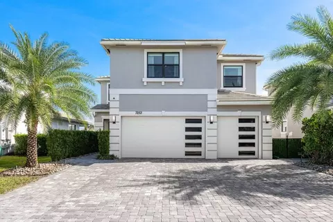 7252 Stella, Lake Worth, FL 33463