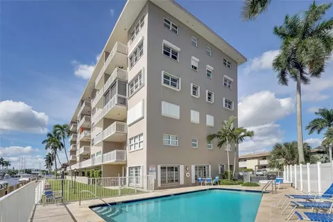 2880 NE 33rd #205, Fort Lauderdale, FL 33306