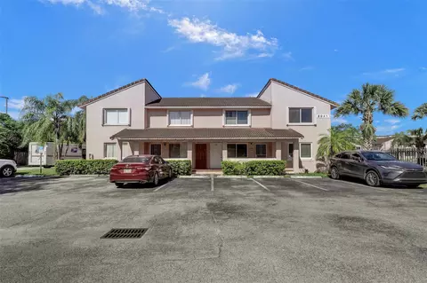 8041 Lake Dr #201, Doral, FL 33166