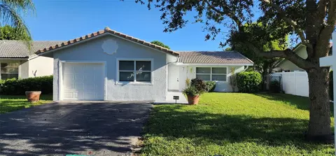 8911 NW 25th, Coral Springs, FL 33065