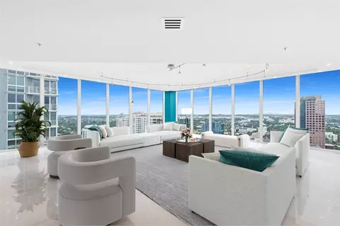 333 Las Olas #2910, Fort Lauderdale, FL 33301