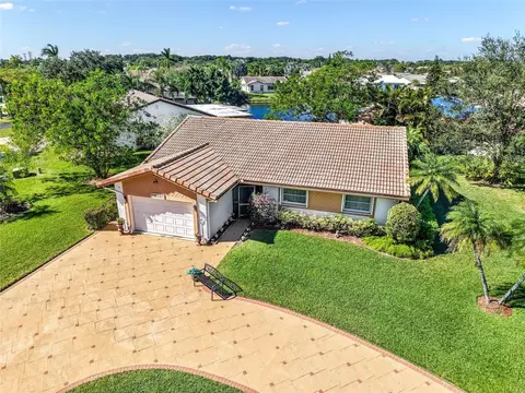 10501 NW 70th, Tamarac, FL 33321