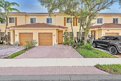3196 NW 31st #3196, Oakland Park, FL 33309