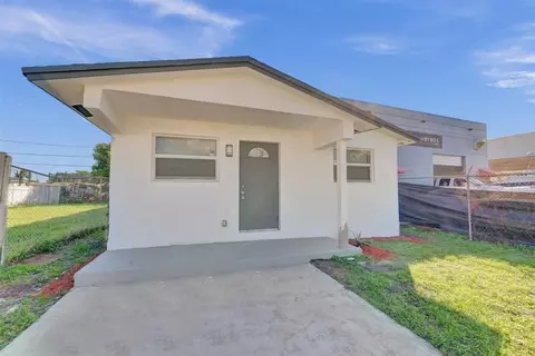 5814 Plunkett, Hollywood, FL 33023