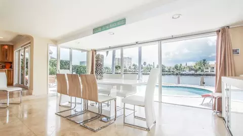 Dining - 412 SE 28th Ave, Pompano Beach, FL 33062 photo 1 of 2